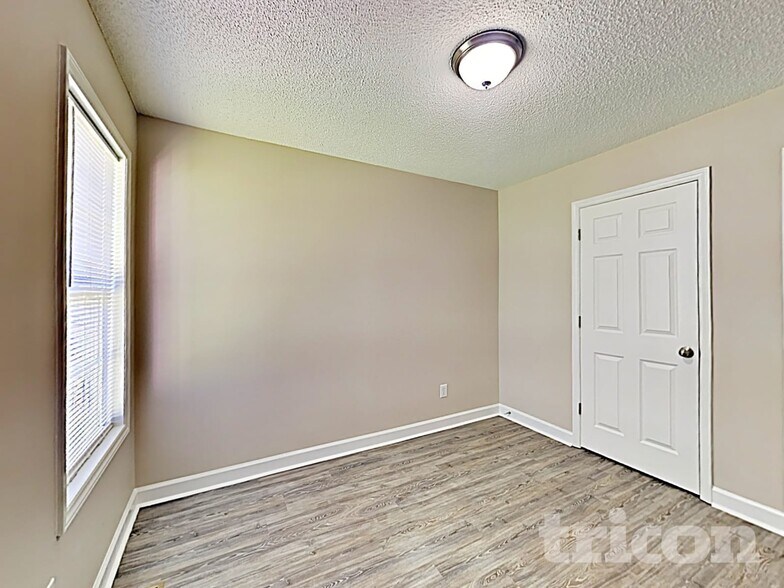 Building Photo - 35 Winesap Ln