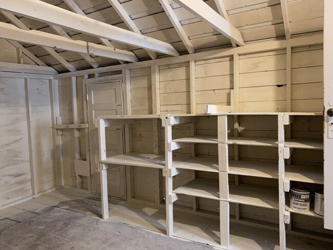 Building Photo - Cozy Chehalis home