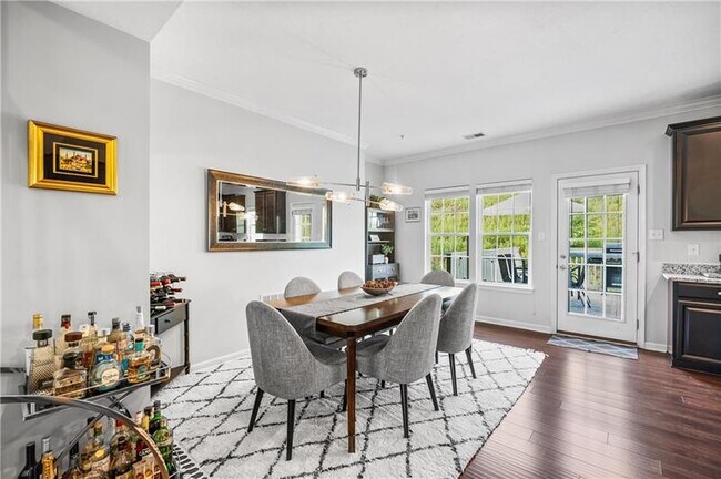 Building Photo - 242 Broadstone Dr