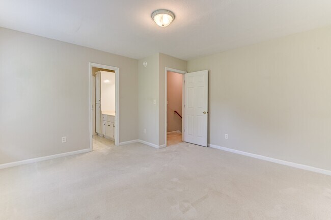 Building Photo - 134 Village Pkwy