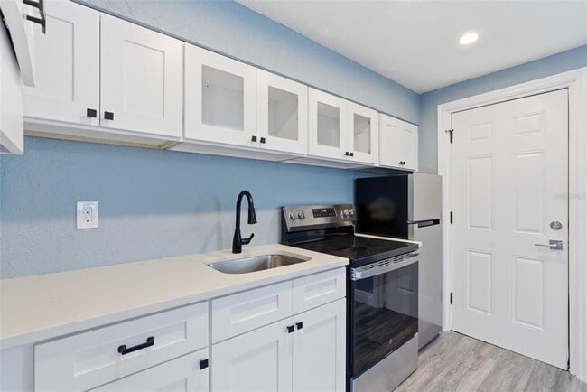 Building Photo - 113 145th Ave