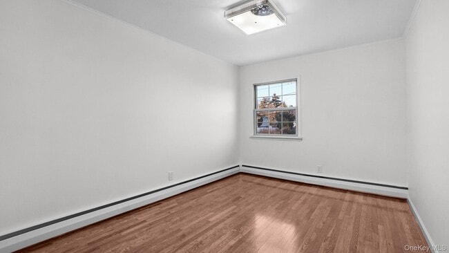 Building Photo - 22 Marshall Ln