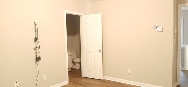 Building Photo - 757 Crestwell Cir