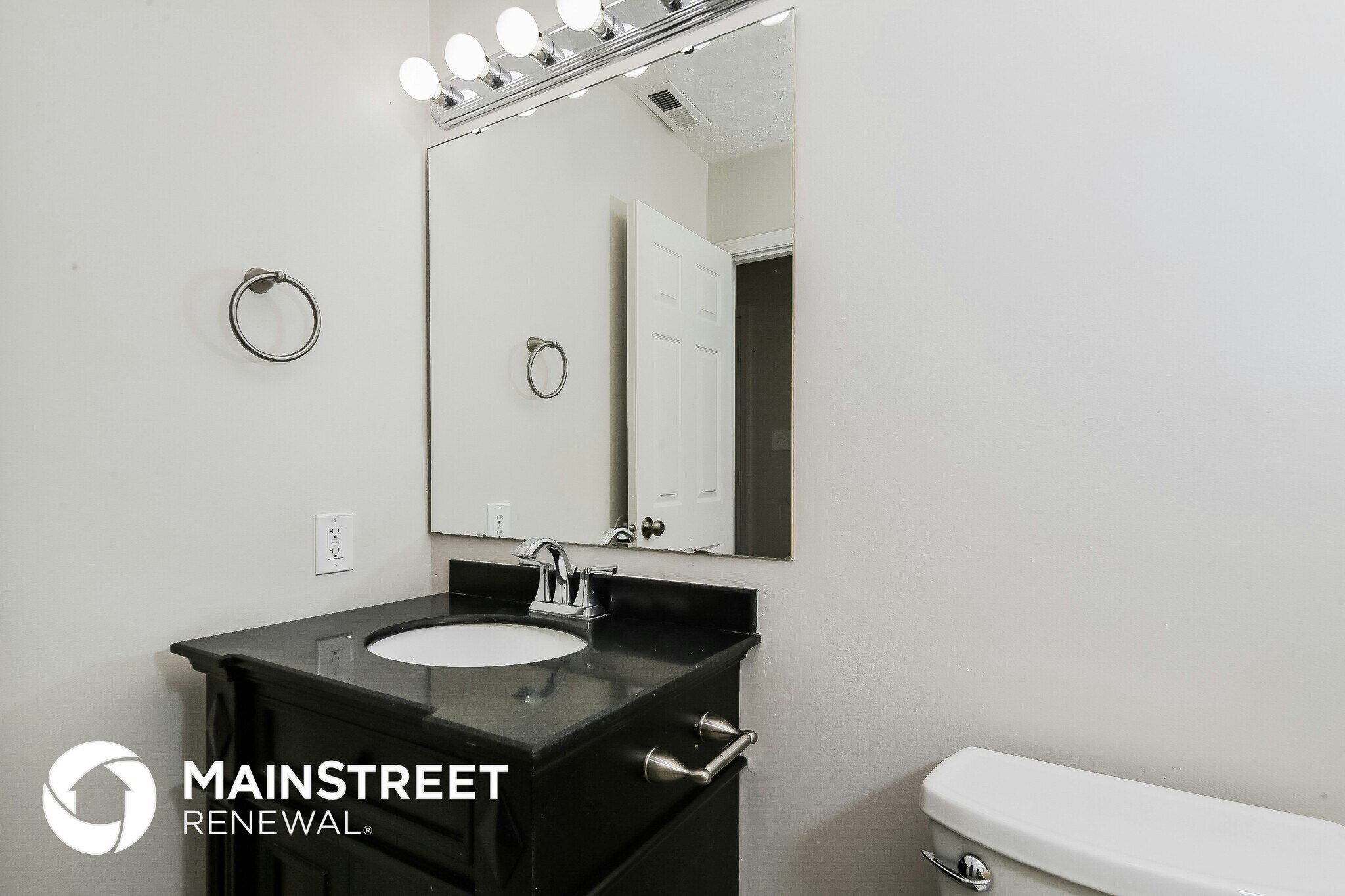 Building Photo - 4412 Rotterdam Dr