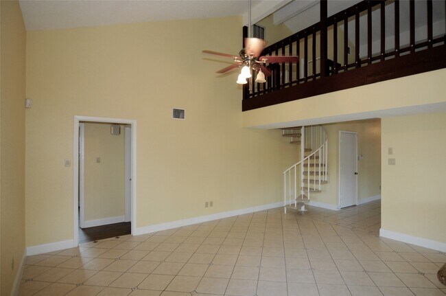Building Photo - 1903 Brushy Creek Dr