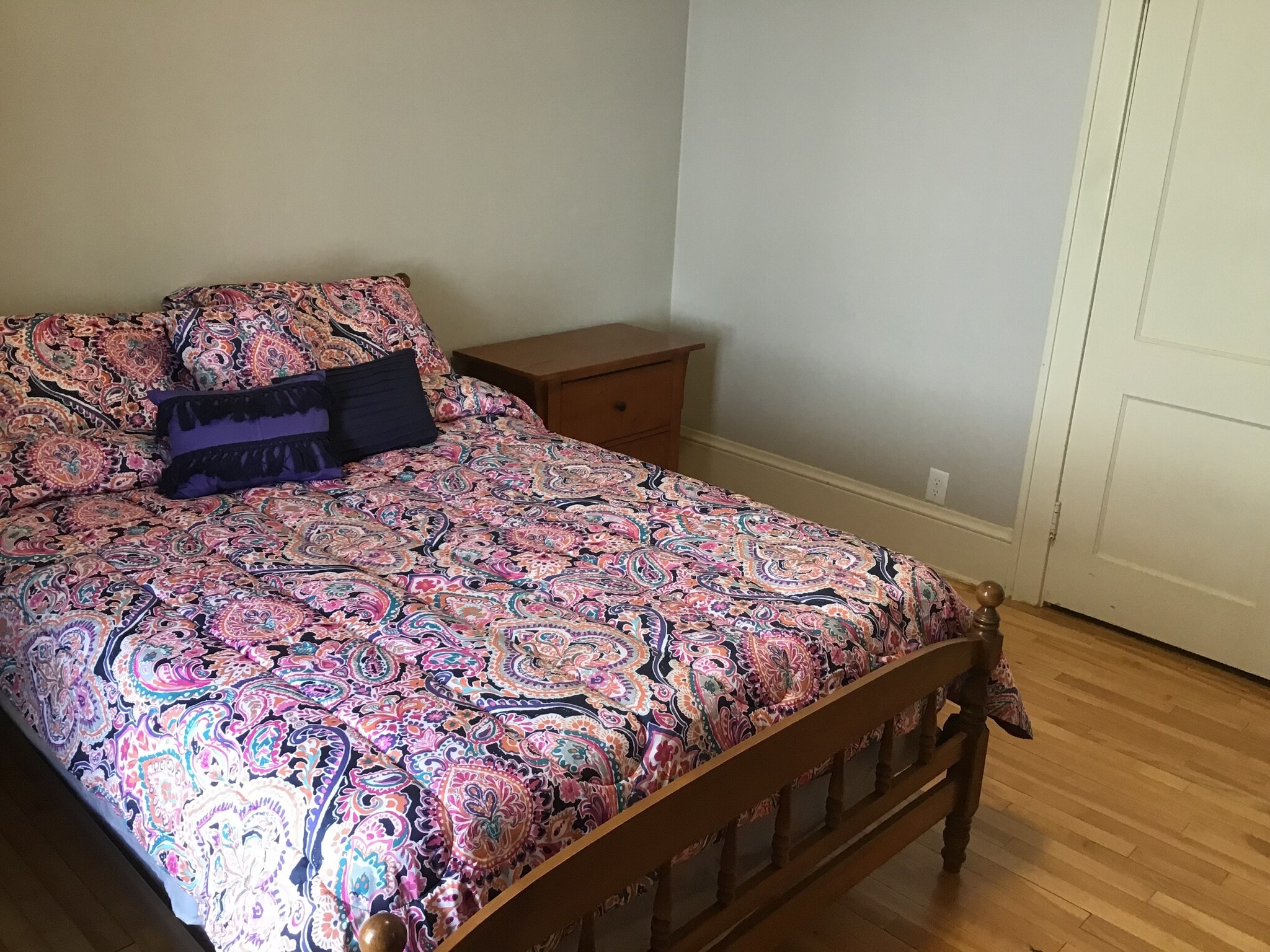Bedroom 2 - 4636 Cedar Ave