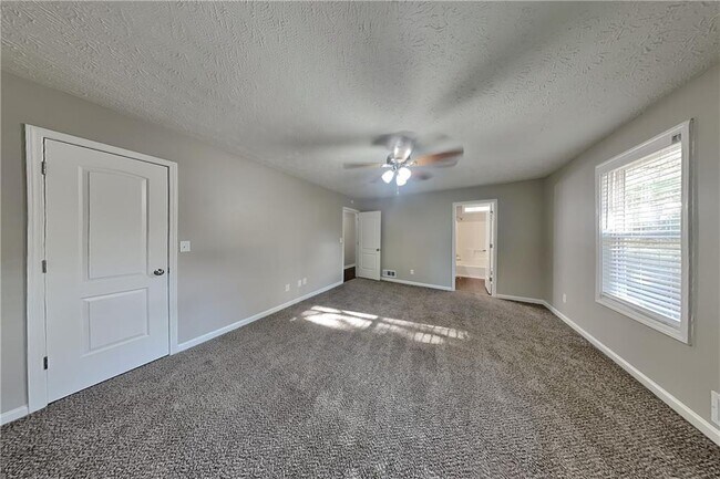 Building Photo - 3311 Chastain Crossing NW