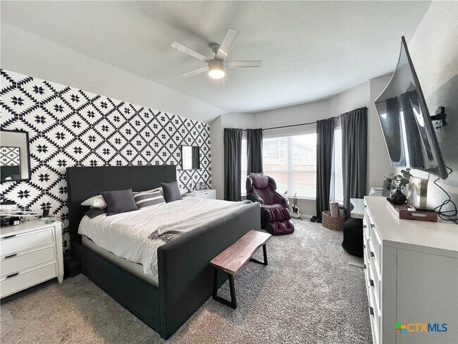 Building Photo - 6807 Comanche Post