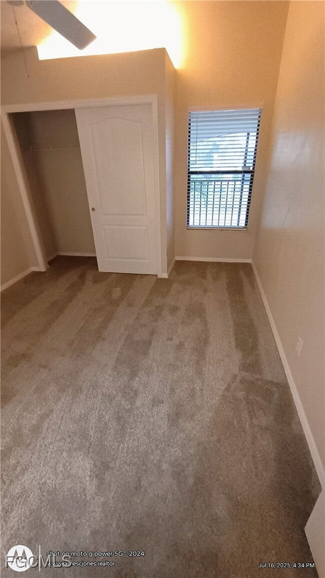 Building Photo - 13247 Whitehaven Ln