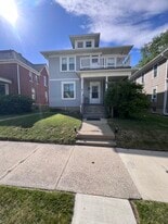 Building Photo - 2142 Clarence Ave