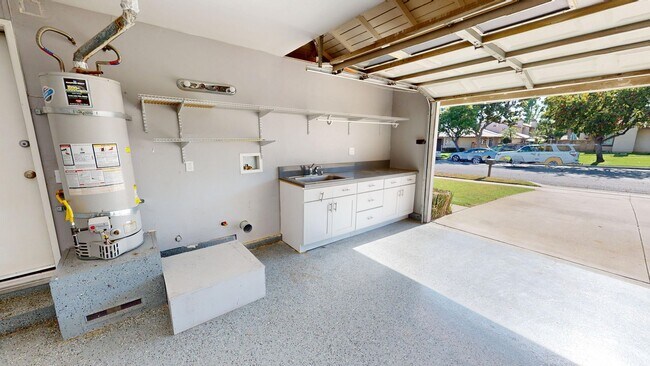 Building Photo - Beautifully Updated 3BR/2BA Single-Family Home in Rancho Cucamonga-Not a single step!