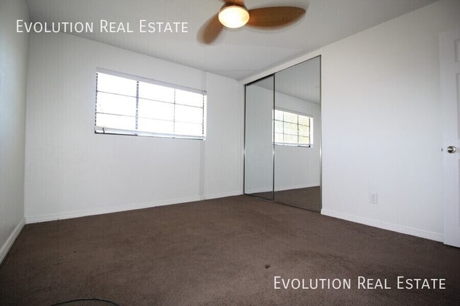 Building Photo - 7448 E Coronado Rd