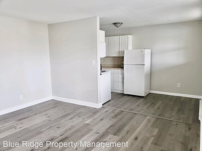 Building Photo - 1 br, 1 bath House - 189 Cedar Point Road #2