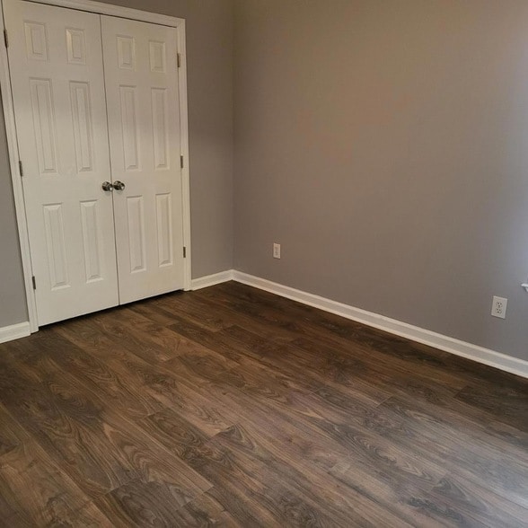 Building Photo - 1622 Briarmont Ct