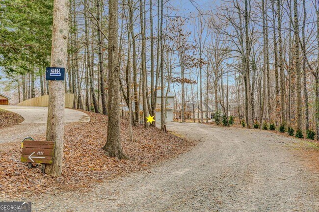 Building Photo - 2535 Hickory Rd