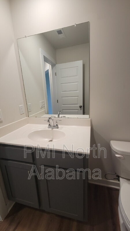 Building Photo - 7203 Chatfield Wy NW