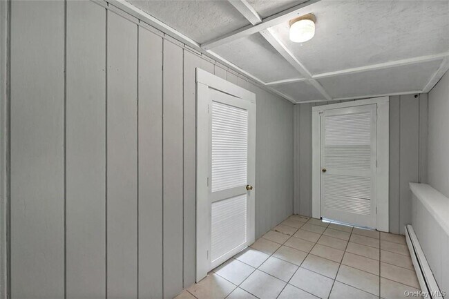 Building Photo - 35 Peddler Hill Rd