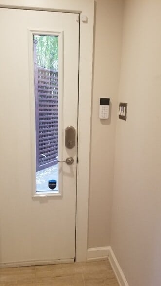 Building Photo - 4436 Q St NW