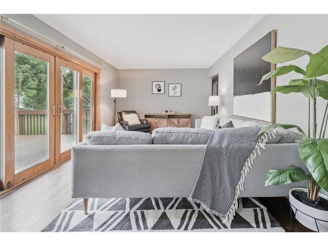 Building Photo - 4212 Princeton Ave