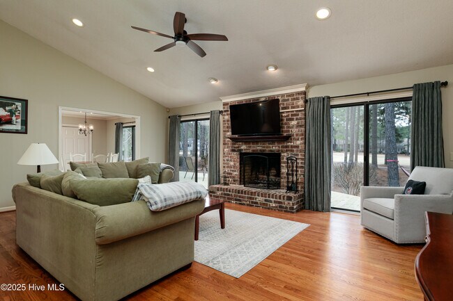 Building Photo - 38 Scioto Ln