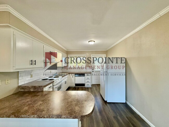 Building Photo - 11488 TX-248 Spur