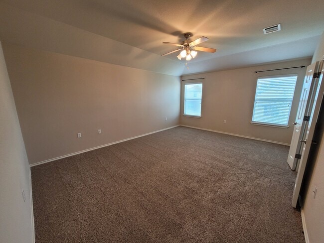 Building Photo - 11012 Liberty Farms Dr