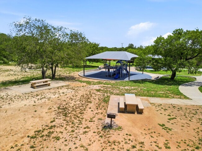 Building Photo - 1114 Churing Dr