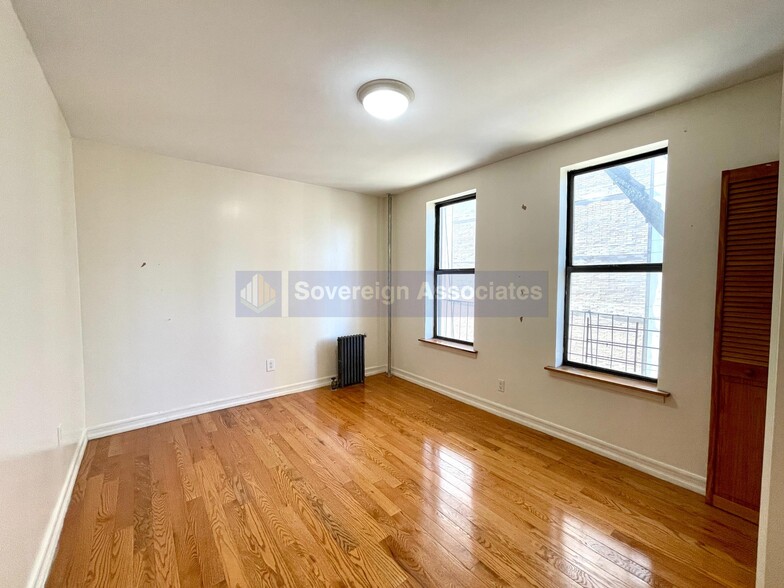 Building Photo - 112 Haven Ave