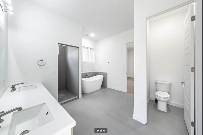 Building Photo - 2548 E 1480 S