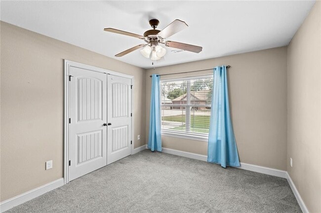 Building Photo - 1604 W Stratton Dr