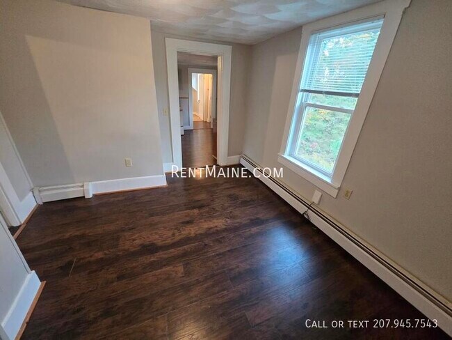 Building Photo - 1237 State St