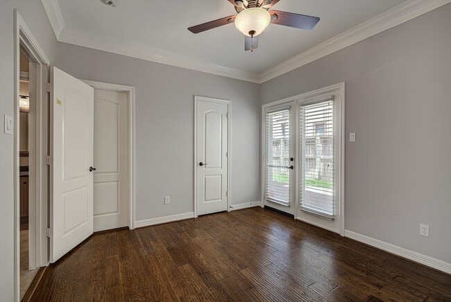 Building Photo - 18422 Windsor Lakes Dr