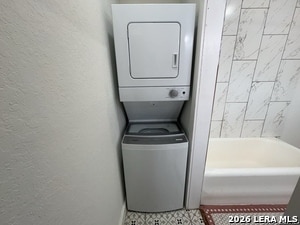 Building Photo - 1020 W French Pl