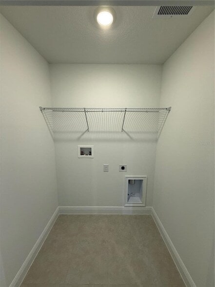 Building Photo - 2497 Zuni Rd