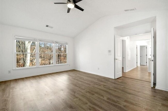 Building Photo - 10895 Glenbarr Dr