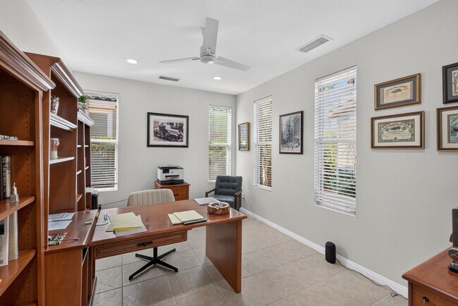 Building Photo - 60440 Juniper Ln