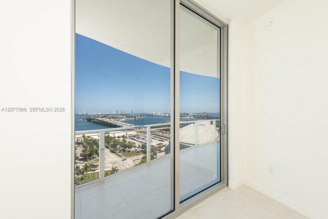 Building Photo - 1400 Biscayne Blvd
