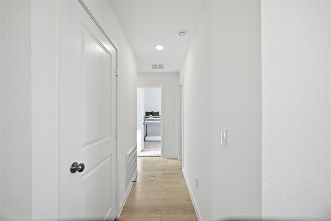 Building Photo - 30503 Bladnoch Ln