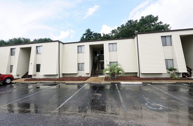 Building Photo - 308 Miracle Strip Pkwy
