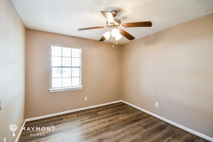 Building Photo - 1107 Startrek Ln