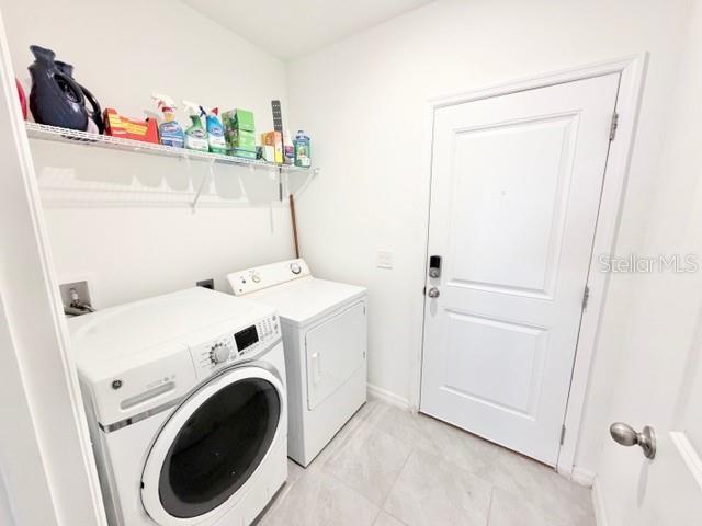 Building Photo - 633 Belgrove St