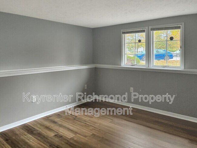 Building Photo - 9373 Man-O-War Ct