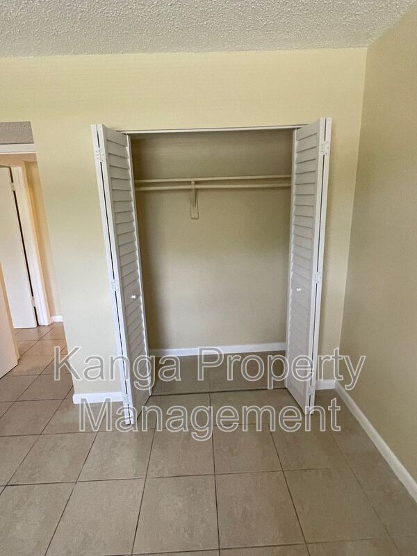 Building Photo - 11605 NW 29th Ct