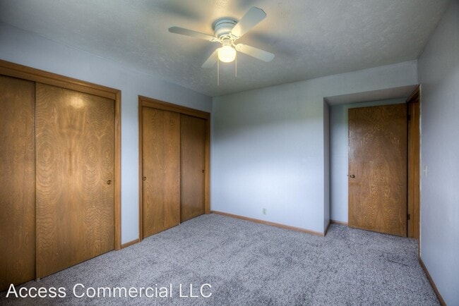 Building Photo - 2520-2528 S 60th St