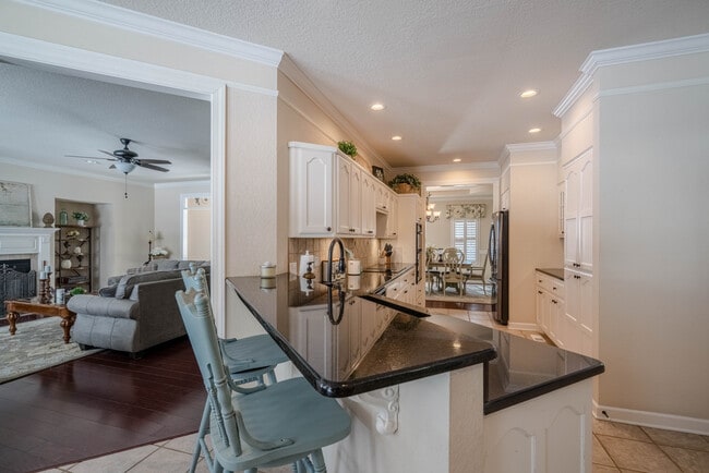 Building Photo - 14 Trapo Ln