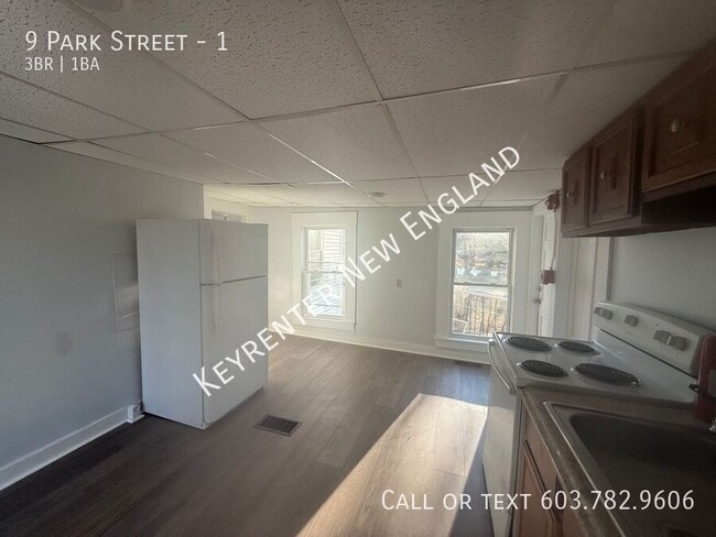 Building Photo - 9 Park St