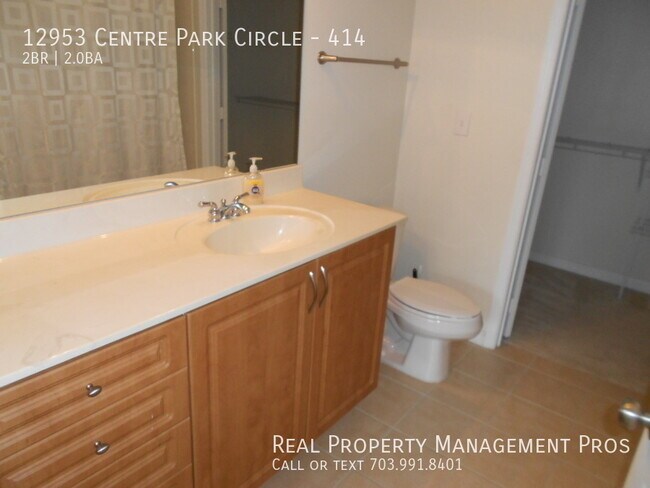 Building Photo - 12953 Centre Park Cir