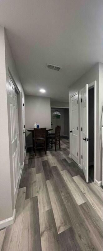 Building Photo - 1107 Basin St