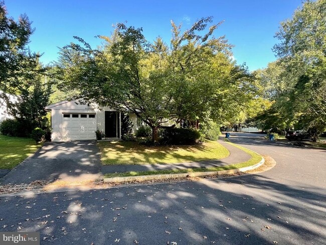 Building Photo - 11302 Gatesborough Ln