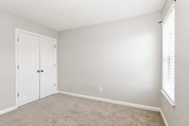 Building Photo - 1216 Jackson Pond Cir